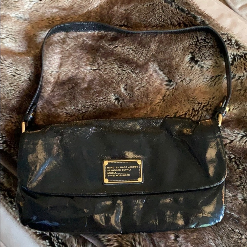EUC! Black patent Marc Jacobs shoulder bag